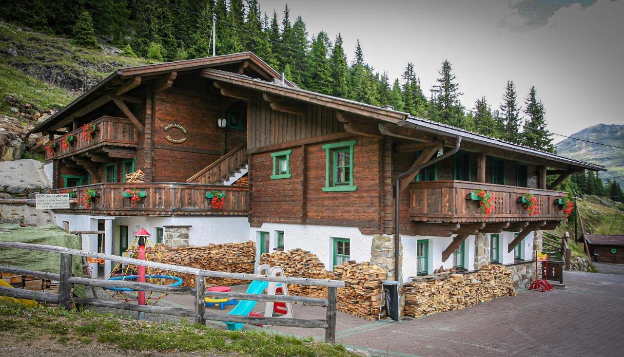 Hotel Silbertal - Almhuetten Solden Exterior photo