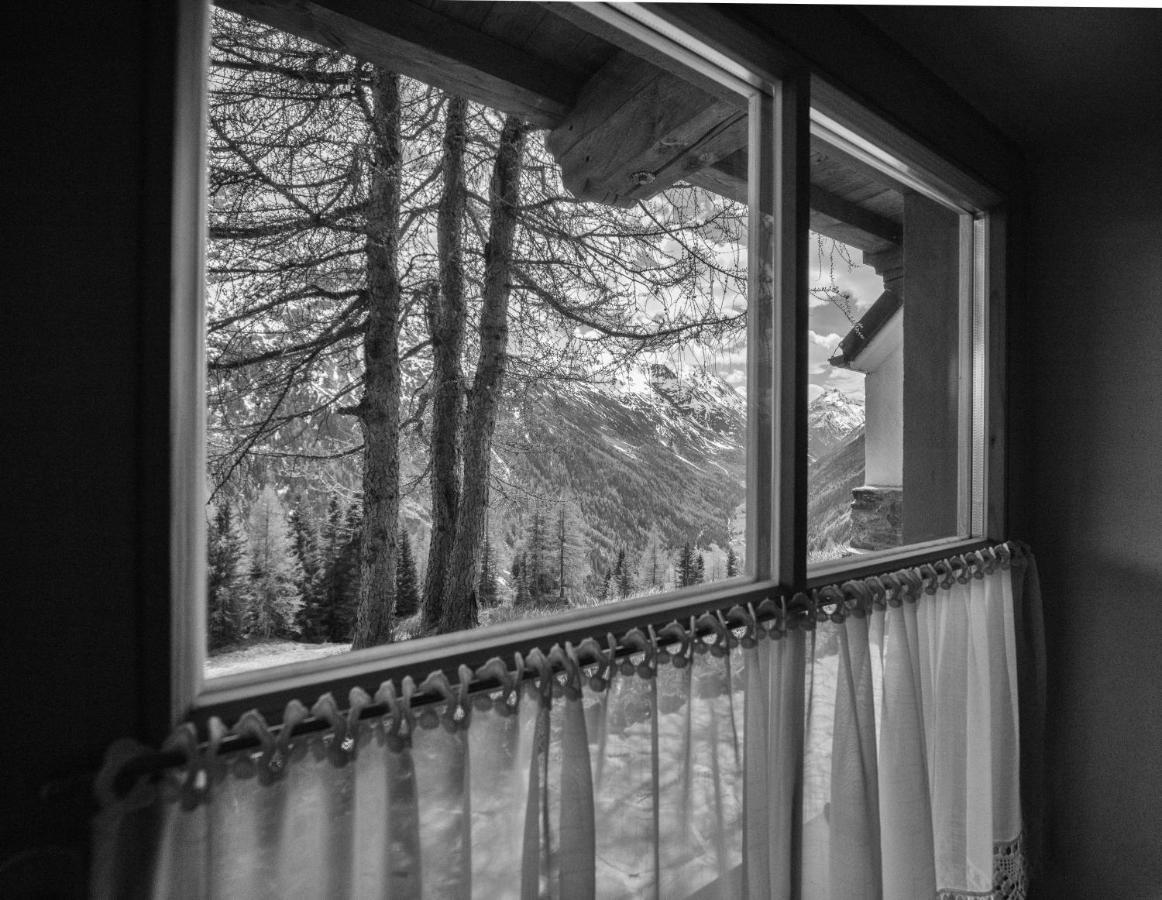 Hotel Silbertal - Almhuetten Solden Exterior photo