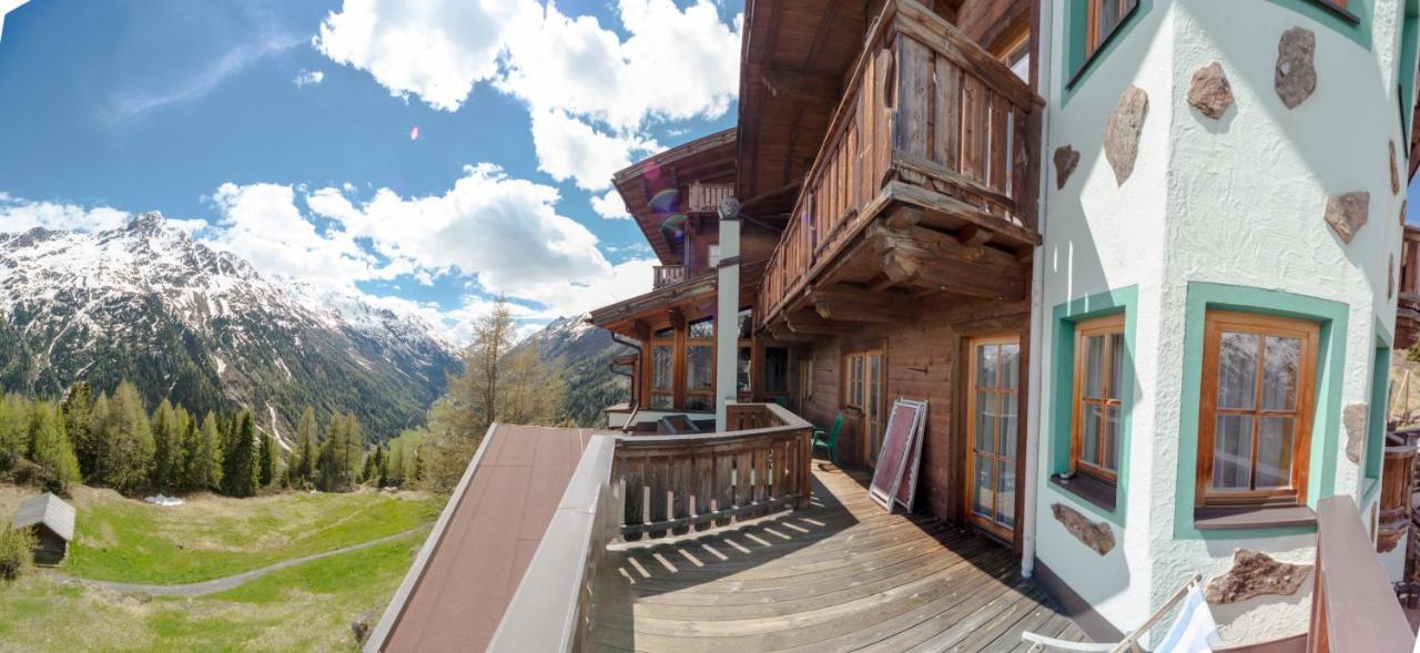 Hotel Silbertal - Almhuetten Solden Exterior photo