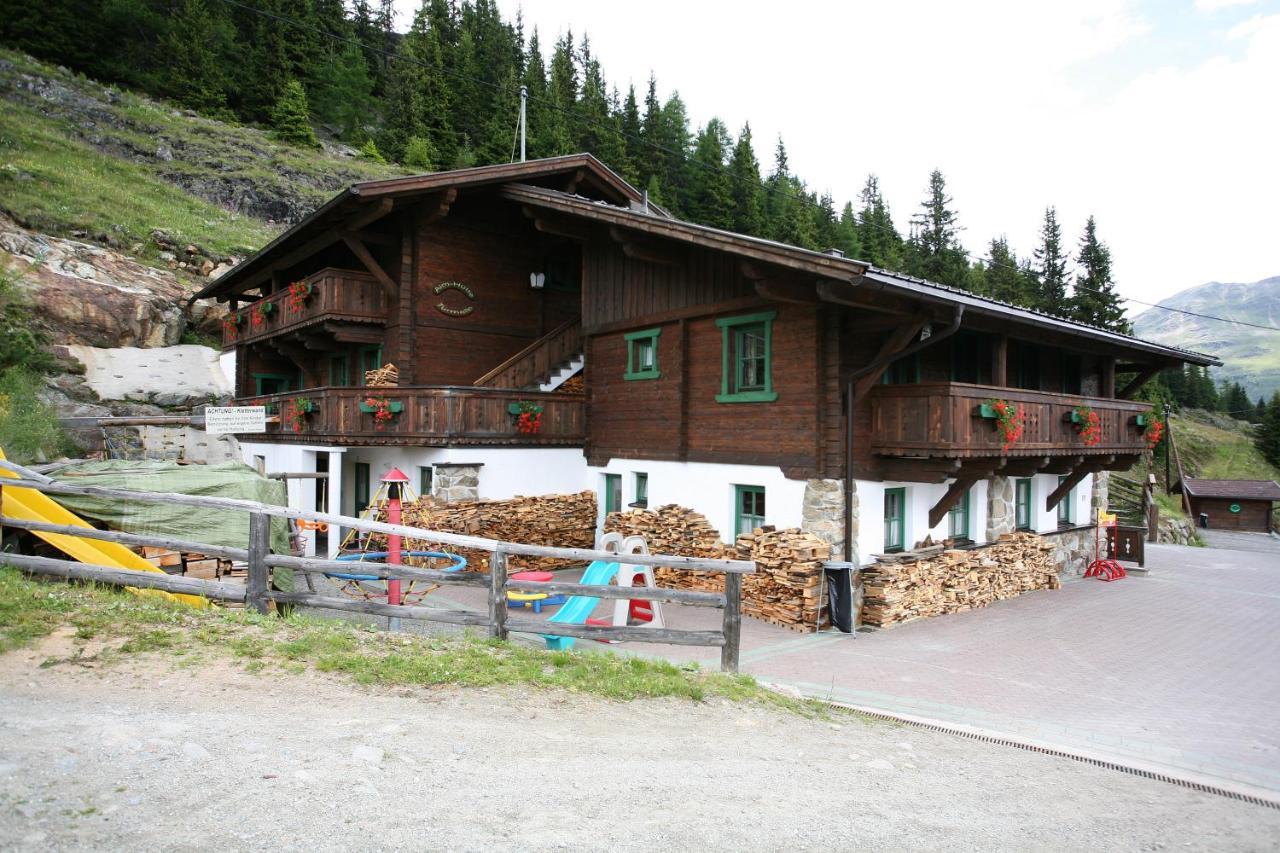 Hotel Silbertal - Almhuetten Solden Exterior photo